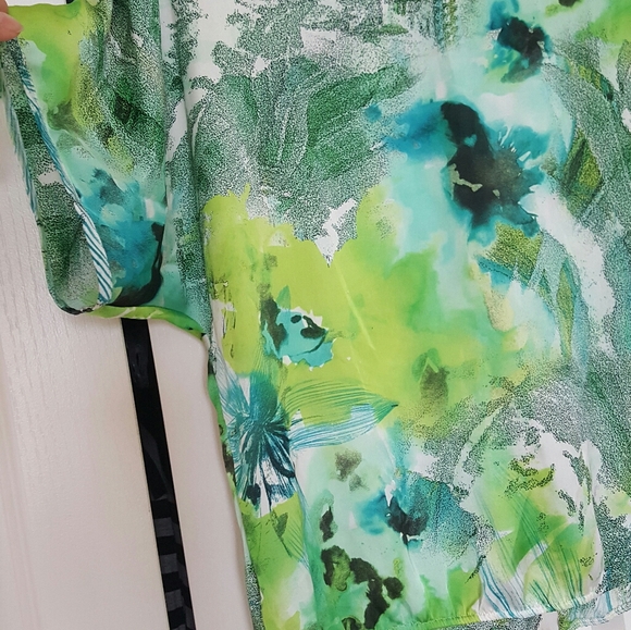 Silky Top from Laura - Picture 4 of 8